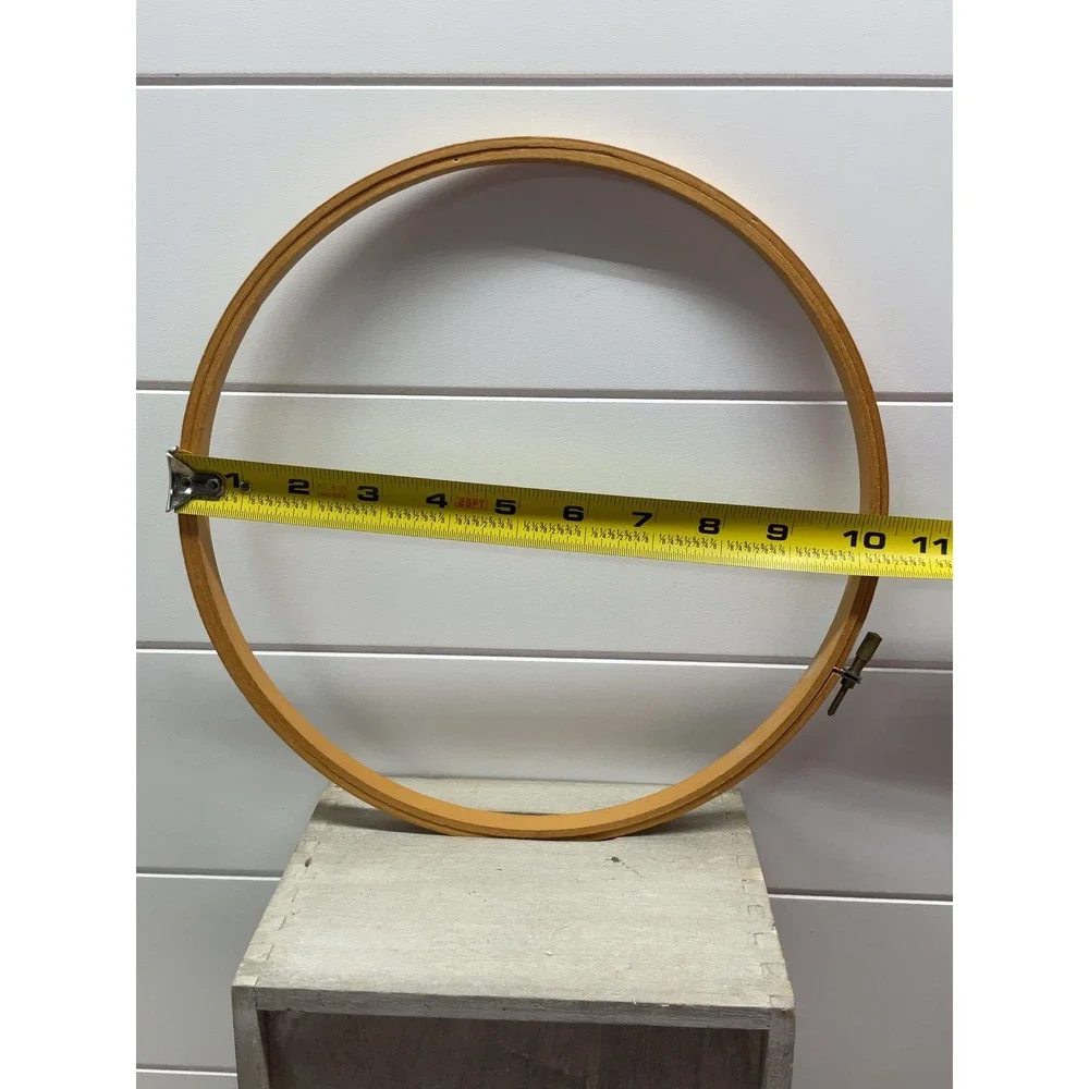 Vintage Embroidery Hoops Lot 4 Wood Metal Oval Round Made in USA Sewing Tools